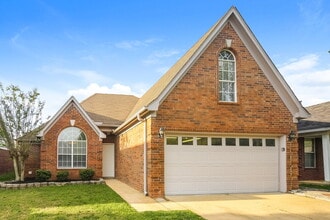 9886 Stage Run Dr in Olive Branch, MS - Building Photo - Building Photo