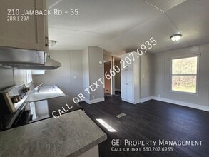 210 Jamback Rd in Anniston, AL - Building Photo - Building Photo