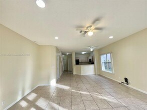 6964 Thicket Trce in Greenacres, FL - Building Photo - Building Photo