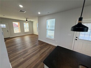 1043 S Laramie Hts in Fayetteville, AR - Building Photo - Building Photo