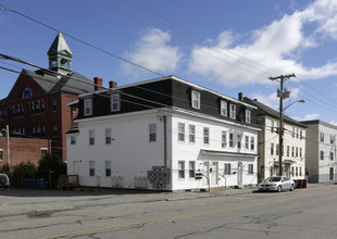 135 Salem St in Lowell, MA - Building Photo - Building Photo