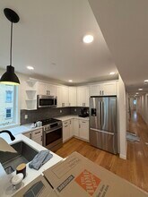 175 Gove St in Boston, MA - Building Photo - Building Photo