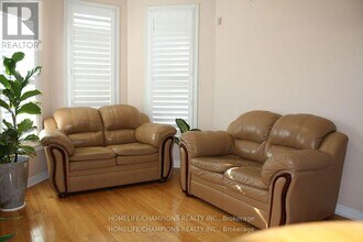 76 Pogonia St in Toronto, ON - Building Photo - Building Photo