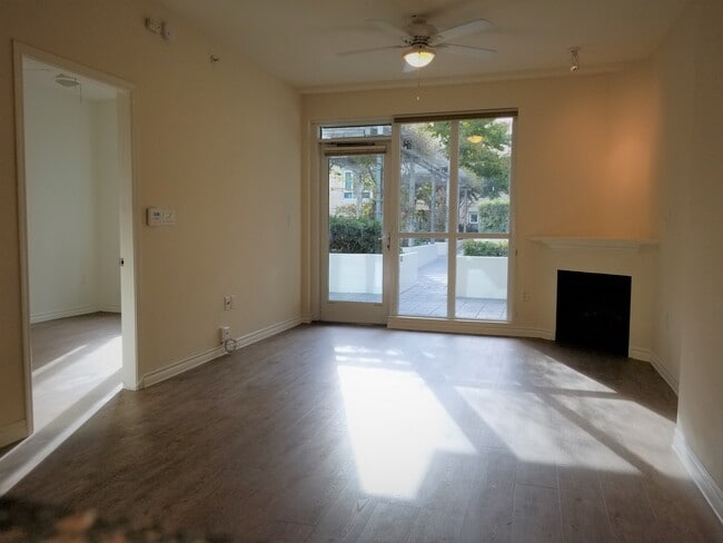 1580 Union St, Unit La Vita in San Diego, CA - Foto de edificio - Building Photo