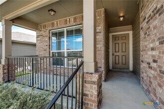 1041 Lauren St in New Braunfels, TX - Building Photo - Building Photo