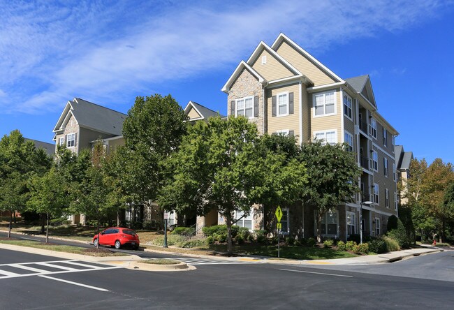 Camden Fallsgrove in Rockville, MD - Building Photo - Building Photo