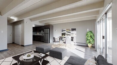 Dolphin in Denver, CO - Foto de edificio - Building Photo