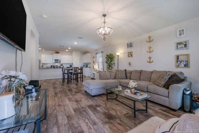 13129 Needle Grass in San Antonio, TX - Building Photo - Building Photo