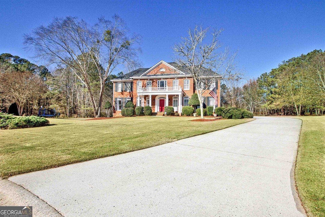 795 Birkdale Dr in Fayetteville, GA - Building Photo