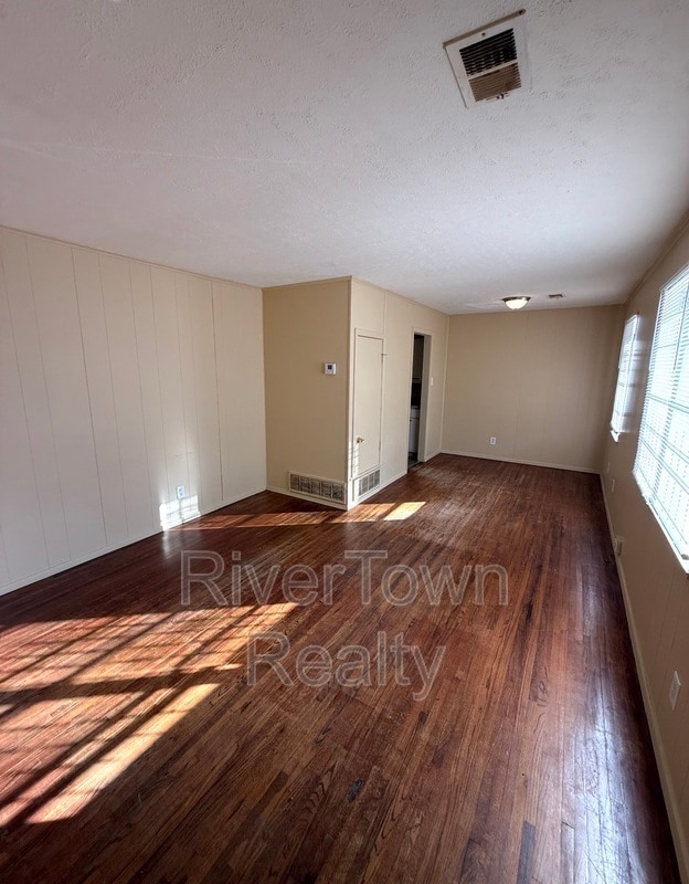 4960 Neely Rd in Memphis, TN - Building Photo - Building Photo