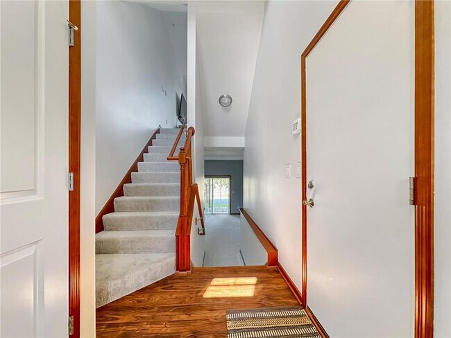 1625 Fox Hunt Way in Victoria, MN - Building Photo - Building Photo
