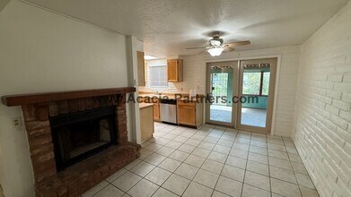 7610 E Tulip Tree St in Tucson, AZ - Building Photo - Building Photo
