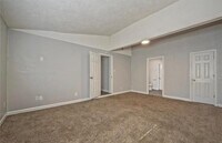 4416 Castor St photo'