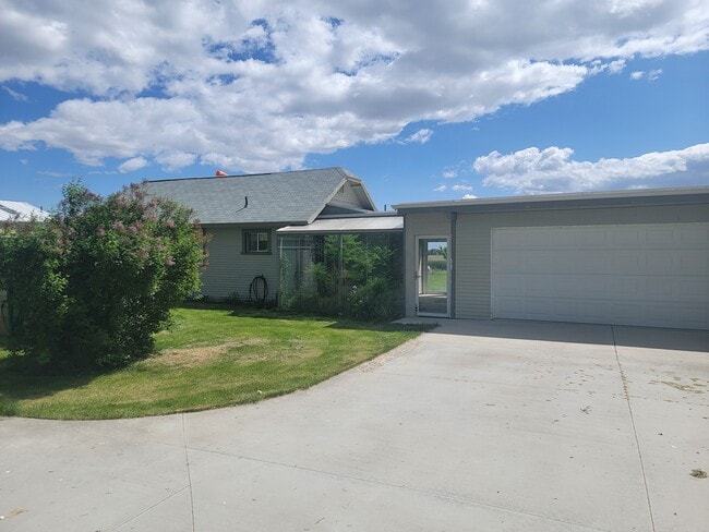 19476 Top Rd in Caldwell, ID - Building Photo - Building Photo