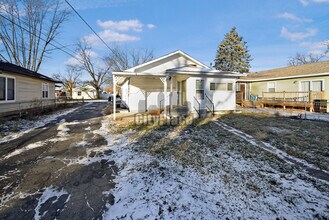 2153 Wallace Ave in Indianapolis, IN - Building Photo - Building Photo