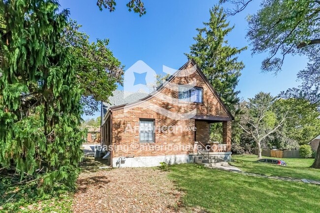 297 E Melford Ave in Dayton, OH - Building Photo - Building Photo