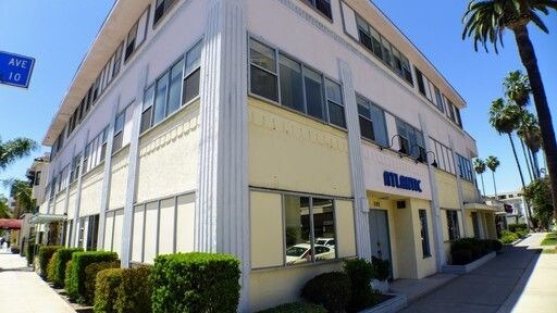 105 Atlantic Ave-Unit -01 in Long Beach, CA - Foto de edificio - Building Photo
