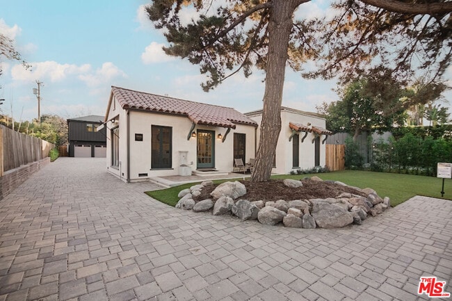 property at 11026 Hortense St