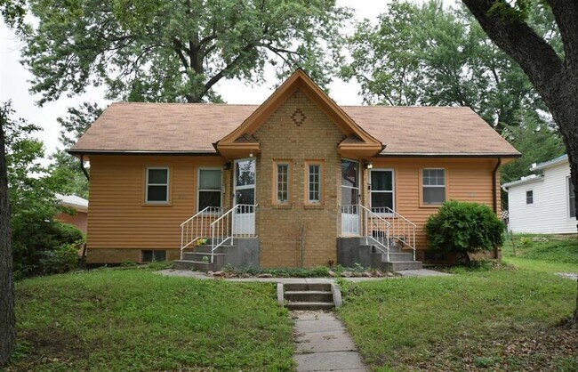 3120 Q St-Unit -B in Lincoln, NE - Building Photo - Building Photo