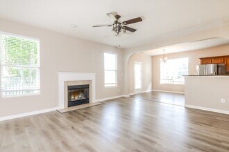 15559 Old Pond Cir in Noblesville, IN - Building Photo - Building Photo