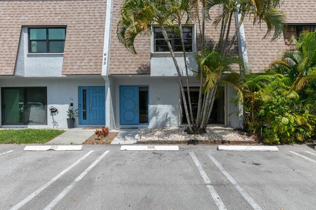 455 Canal Pt N, Unit 1080