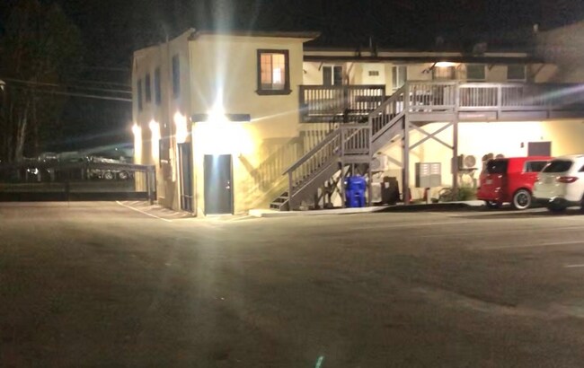 14596 Valley Blvd in Fontana, CA - Foto de edificio - Building Photo