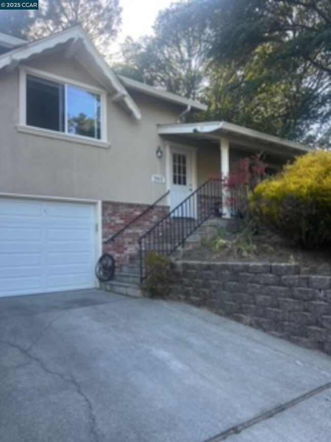 property at 2032 Donald Dr
