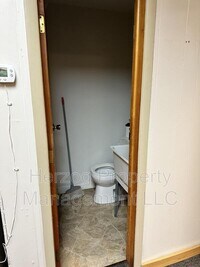 111 N Cascade St photo'