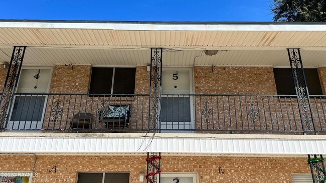 715 Harding St, Unit 5 in Lafayette, LA - Building Photo - Building Photo