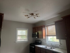 64 Edmonds St in Rochester, NY - Building Photo - Building Photo