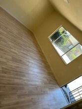 541-553 Admiral Callaghan Ln in Vallejo, CA - Building Photo - Building Photo