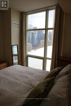 10-4010 Navy Wharf Ct in Toronto, ON - Building Photo - Building Photo