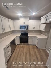 568 Foxhill Dr in Crescent Springs, KY - Building Photo - Building Photo