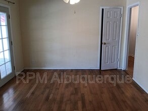 7901 Hannett Ave NE in Albuquerque, NM - Building Photo - Building Photo