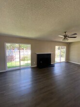 4558 Eileen Ln in Santa Maria, CA - Building Photo - Building Photo