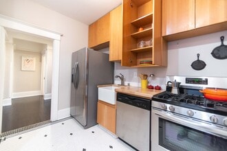 Goldie in Seattle, WA - Building Photo - Building Photo