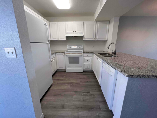 8298 Key Royal Ln in Naples, FL - Building Photo - Building Photo