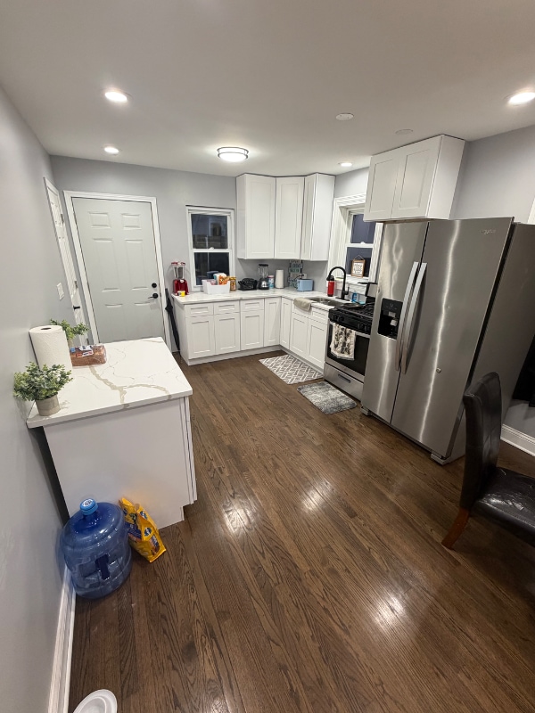 5704 S Kilbourn Ave in Chicago, IL - Building Photo - Building Photo