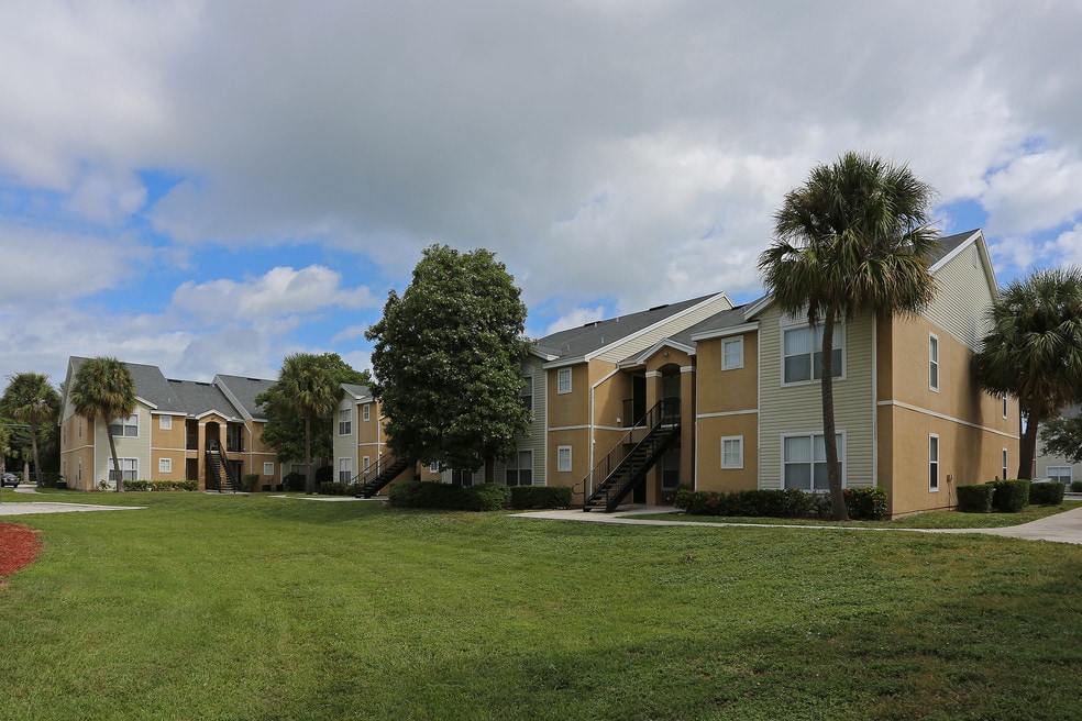 Tall Pines 55+ Community Apartments Fort Pierce, FL Apartments For Rent