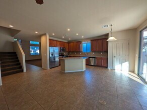 202 E Calle Vivaz in Green Valley, AZ - Building Photo - Building Photo