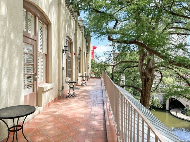 property at 245 Losoya St