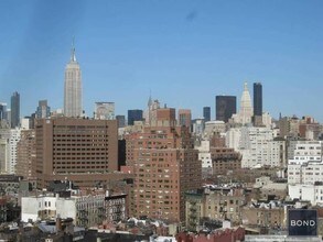 95 CHRISTOPHER St-Unit -15G in New York, NY - Building Photo - Building Photo