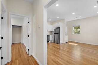 2026 San Antonio Ave in Alameda, CA - Building Photo - Building Photo