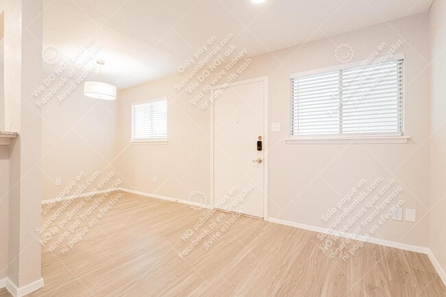 property at 3138 Manor Rd