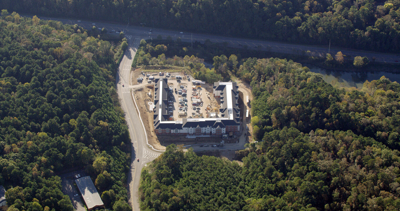 The Crossings at Riverchase in Hoover, AL - Building Photo