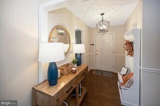 206 Pleasants Dr in Fredericksburg, VA - Building Photo - Building Photo