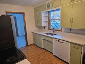 301 W 2nd St in Waconia, MN - Building Photo - Building Photo