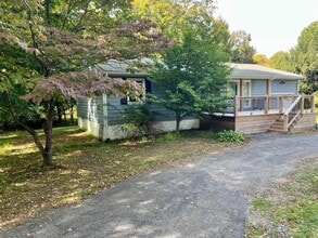 200 Belvedere Rd in Beacon, NY - Building Photo - Building Photo