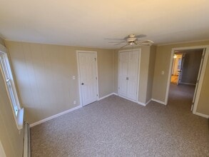 143 Derby Ave, Unit 2nd Floor in Derby, CT - Building Photo - Building Photo