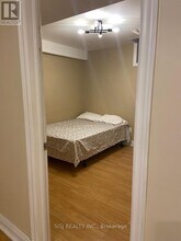 3197 Oakview Rd in Mississauga, ON - Building Photo - Building Photo